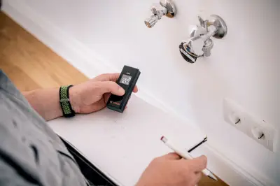 Laser statt Zollstock: So finden Heimwerker das richtige Entfernungsmessgerät