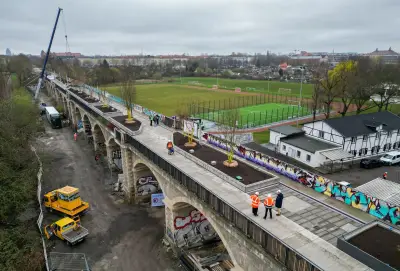 Leipzigs historischer Viadukt wird zur grünen Promenade: 50 Bäume für Parkbogen Ost