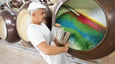 Liebesperlen: Kult-Süßigkeit aus der DDR erobert heute 25 Länder weltweit