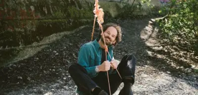 Maxi Schafroth: Versöhnung mit Krawall – der zärtlichste Comedian