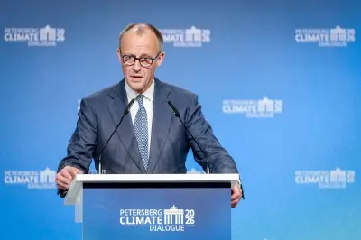 Merz beim Klimadialog: Klimaschutz muss Industrie und Wähler mitnehmen