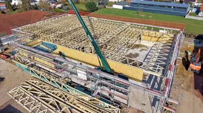 Nachhaltiger Umbau: Einkaufszentrum Hohendorfer Marke in Merseburg setzt auf Holzbauweise