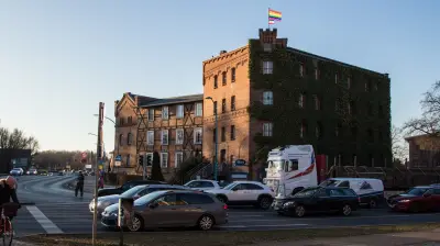 Neuer Kunstverein Performarium startet mit Improabend in Neubrandenburg