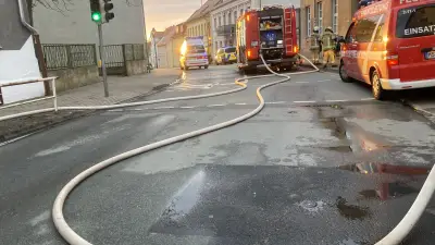 Neustrelitz: Brandursache nach Wohnhausfeuer weiter unklar - Kriminalpolizei ermittelt