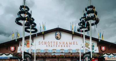 Oktoberfest im Umbruch? Wirt fordert EU-weite Ausschreibung für Wiesn-Zelte