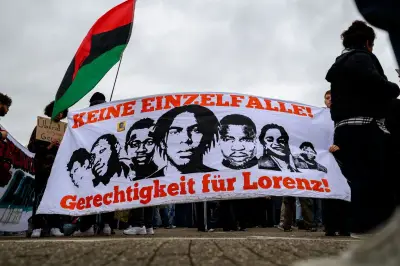 Oldenburg: Hunderte demonstrieren ein Jahr nach tödlichen Polizeischüssen auf Lorenz