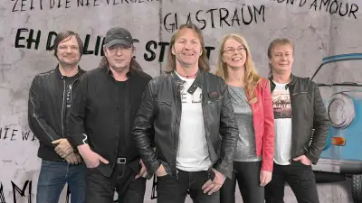 Ostrock in der Kirche: Band „Ostrocker“ begeistert in Eggesin