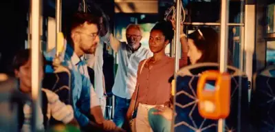 Pendeln in der Krise: Warum Deutschland dringend neue Wege zur Arbeit braucht