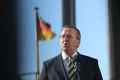 Pistorius verlegt Minensucher vorsorglich ins Mittelmeer