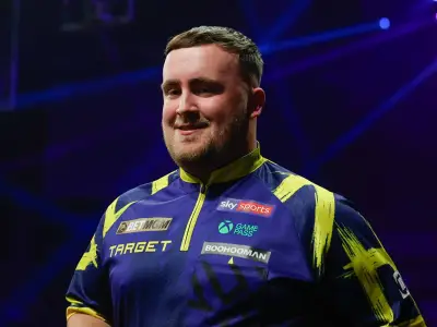 Premier League Darts: Littler jagt Clayton an der Spitze