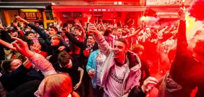 PSV Eindhoven krönt sich als frühester niederländischer Fußballmeister aller Zeiten