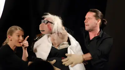 Puppentheater-Highlights in Güstrow: Berliner Künstler präsentieren Nibelungen-Adaption und Kinderstück