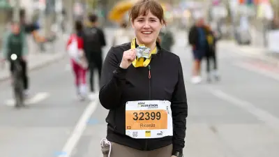 Ricarda Lang meistert ersten Halbmarathon: Ex-Grünen-Chefin unterbietet Zielzeit deutlich