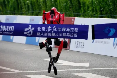 Roboter überholen Menschen bei Peking-Halbmarathon: „Blitz“-Humanoid siegt