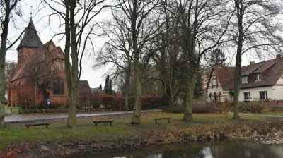 ROhrSTOCK-Kabarett füllt Kritzkower Turnhalle: Kleines Dorf, große Bühne