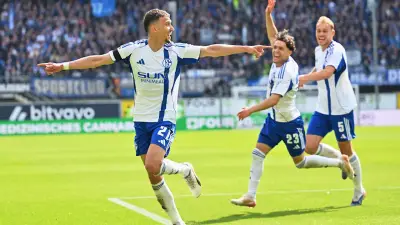 Schalke-Wahnsinn im Aufstiegs-Kracher: 3:2 nach 0:2-Rückstand