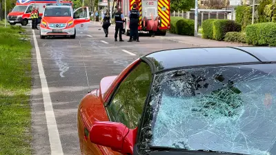 Schwerer Unfall in Bernburg: Pontiac erfasst Radfahrer an Hallescher Straße