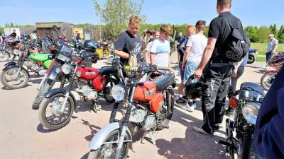 Simson-Treffen am Concordia See: Kultmopeds aus DDR-Zeiten am 1. Mai