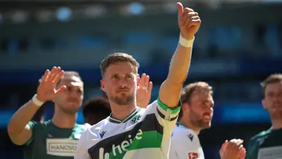 Spannung in 2. Liga: Hannover-Kapitän wird zum Schalke-Fan