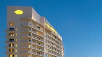 Spektakuläre Sprengung: Luxushotel Mandarin Oriental in Miami zerstört