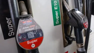 Tankpreise nach 12-Uhr-Regel: Erstmals minimaler Rückgang bei Superbenzin