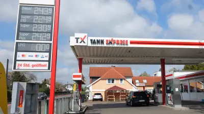 Tankstellenkrise: Politik versagt bei Spritpreisen - Kunden bleiben nach 12 Uhr weg