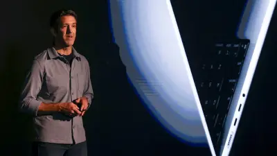 Tim Cook gibt CEO-Posten ab: John Ternus wird neuer Apple-Chef ab September