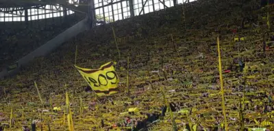 Tragödie im Signal Iduna Park: BVB-Fan nach Kollaps auf Südtribüne verstorben