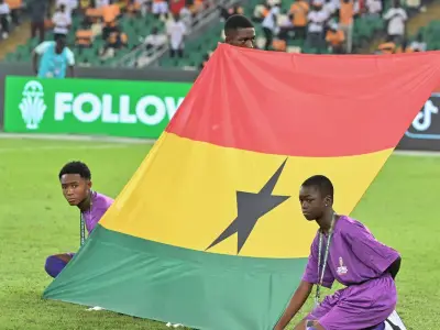 Tragischer Tod von Fußballprofi Dominic Frimpong nach Überfall auf Mannschaftsbus in Ghana