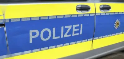 Tragisches Unglück bei Flensburg: Umstürzender Baum fordert mindestens zwei Todesopfer