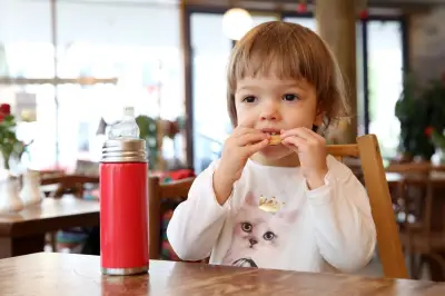 Verbraucherschützer warnen vor zu viel Salz in Kindersnacks