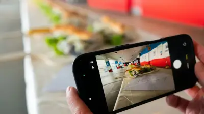 Weltrekord im Ostseestadion: Längstes Fischbrötchen vor Hansa-Spiel