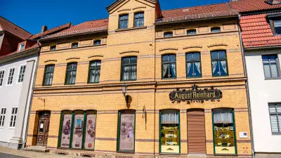 Wochenendtipps: Flohmarkt, Schmiedefest und Hähnekrähen in Wittenberg