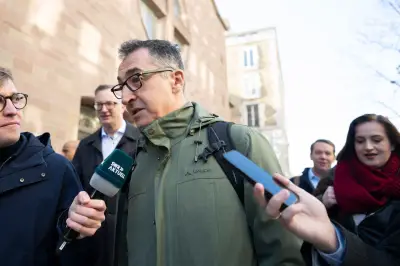 Özdemir: Sondierungen mit CDU sollen nach Ostern abgeschlossen werden