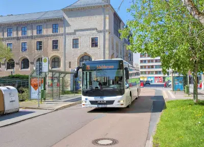Zerbster Straße in Dessau gesperrt: Busse umgeleitet, Haltestellen entfallen