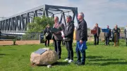 400 Jahre Schlacht an der Dessauer Elbbrücke: Gedenktafel in Roßlau enthüllt