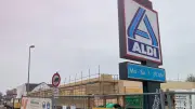 Aldi-Neueröffnung in Güstrow verschoben: Baustelle statt Einkaufserlebnis