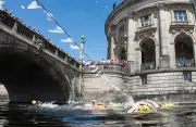 „Am 20. ist Badetag“ – Mitschwimm-Demos in Berlin starten wieder