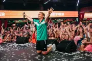Ballermann-Hit „Baby Bell“ wird zur Schalke-Hymne für den Aufstieg