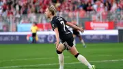 Bayern-Frauen krönen sich zum vierten Mal in Folge zum Meister – Gwinns Traum-Comeback