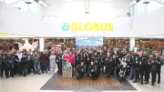 Biker-Spendenaktion startet in Neubrandenburg mit Trickfilm-Ikone als Spendenbox
