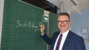 Bildungsminister plant Daten-Institut nach kanadischem Vorbild