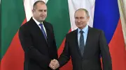 Bulgarien vor Richtungswahl: Putin-freundlicher Ex-Präsident Rumen Radew als Top-Favorit
