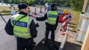 Bundespolizei vollstreckt Haftbefehle an A11: Zwei Polen in Neustrelitzer JVA