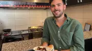 Currywurst in Kenia: Deutscher Imbiss wird zum Hit in Nairobi