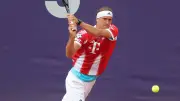 Doppel bei BMW Open: Zverev spielt im Bayern-Trikot von Michael Olise