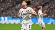 Eintracht Frankfurt: Theate auf der Bank – Theater droht