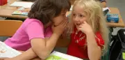 Erziehung zur Ehrlichkeit: Ist Petzen bei Kindern wirklich verwerflich?