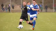 FC Neubrandenburg schlägt Bentwisch und hält Meisterschaftsrennen offen