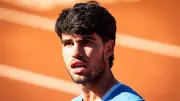 French Open in Gefahr: Alcaraz kämpft mit Handgelenksverletzung vor Titelverteidigung